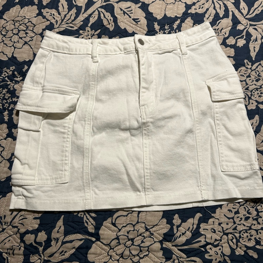 Windsor all white skirt